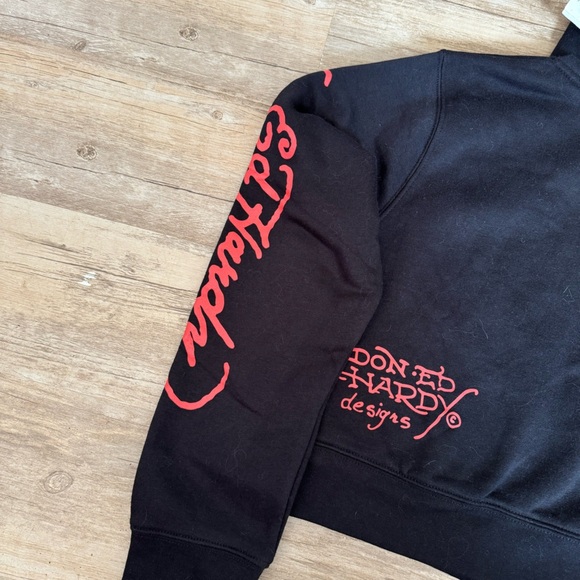 Ed Hardy black new york city Nyc Skull Cropped Hoodie size Large NWT - Picture 7 of 7